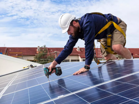Reasons to hire professional solar installers